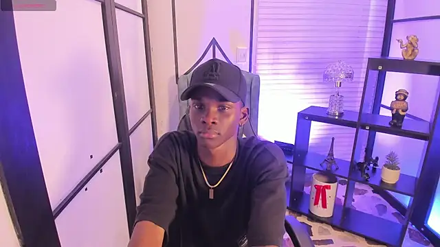 JacksonMuller  online show from 11-18-25, 02:54