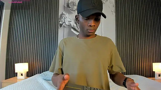 JacksonMuller  online show from 01-19-26, 01:48