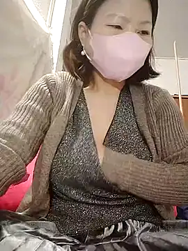 Anna Toy19 online show from 02-18-25, 01:43