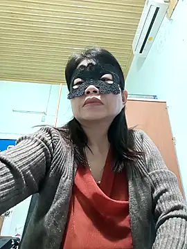 Anna Toy19 online show from 12-13-25, 09:31