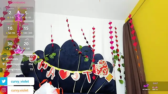 Snapshot of CurvyViolet chatting on 02-17-25, 12:16 CurvyViolet online show from 02-17-25, 12:16