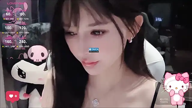 Snapshot of fog- chatting on 09-15-25, 06:35 fog- online show from 09-15-25, 06:35