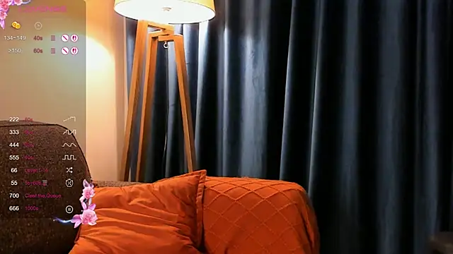 Snapshot of SarahCarrter chatting on 02-18-25, 06:47 SarahCarrter online show from 02-18-25, 06:47