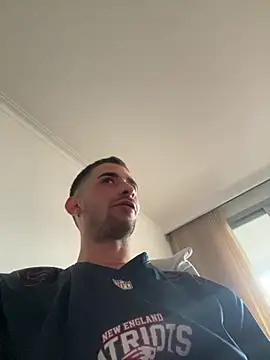 Your  hero1 online show from 03-02-25, 10:38