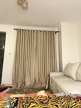 Snapshot of hot_daily chatting on 01-10-26, 12:40 hot daily online show from 01-10-26, 12:40