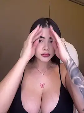 Snapshot of misslollipop04 chatting on 02-07-26, 02:59 misslollipop04 online show from 02-07-26, 02:59