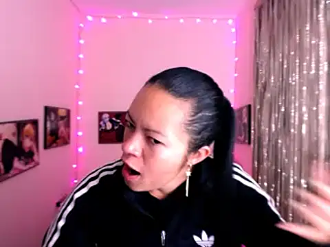 Cristal w online show from 01-21-25, 12:18