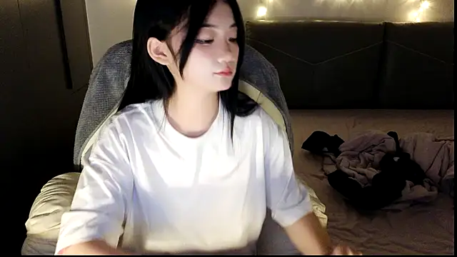 Jennie-007 online show from 10-19-25, 10:38