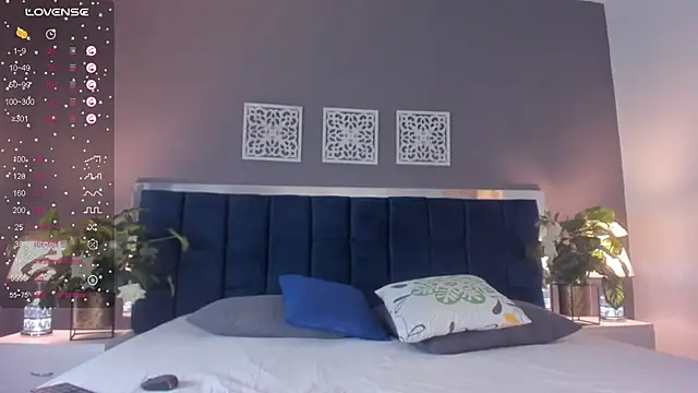 Snapshot of Kasey__ chatting on 12-15-24, 04:29 Kasey   online show from 12-15-24, 04:29