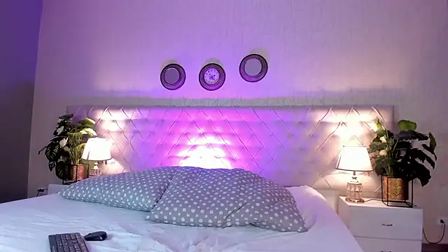 Snapshot of Kasey__ chatting on 01-08-25, 09:44 Kasey   online show from 01-08-25, 09:44