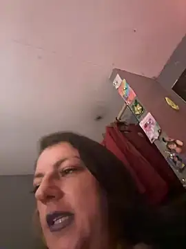 Snapshot of SmokingAcess chatting on 12-27-24, 10:23 SmokingAcess online show from 12-27-24, 10:23