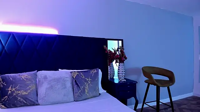 Snapshot of KattyPortman chatting on 01-29-25, 04:05 KattyPortman online show from 01-29-25, 04:05