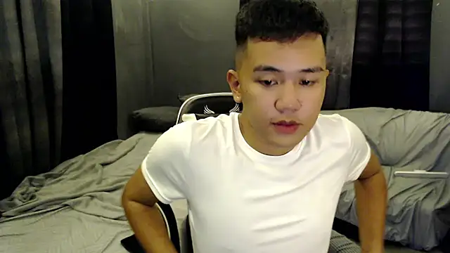 xgregor07 online show from 09-25-25, 11:14