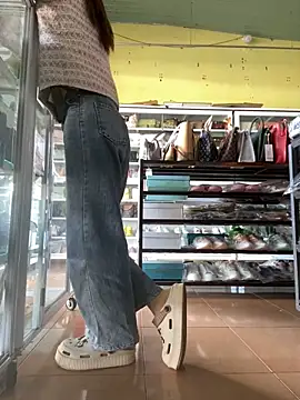 Snapshot of Rosa_998 chatting on 12-21-24, 01:58 Rosa 998 online show from 12-21-24, 01:58