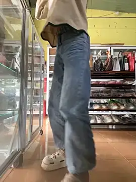 Snapshot of Rosa_998 chatting on 12-21-24, 09:01 Rosa 998 online show from 12-21-24, 09:01