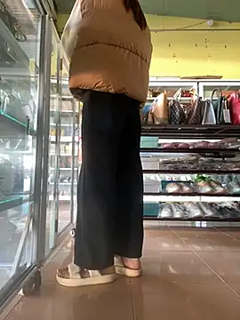 Snapshot of Rosa_998 chatting on 12-30-24, 01:26 Rosa 998 online show from 12-30-24, 01:26