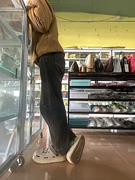 Snapshot of Rosa_998 chatting on 01-05-25, 01:24 Rosa 998 online show from 01-05-25, 01:24