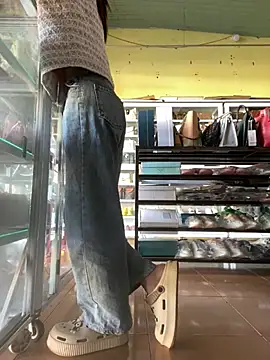 Snapshot of Rosa_998 chatting on 01-14-25, 12:54 Rosa 998 online show from 01-14-25, 12:54