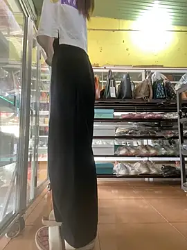 Snapshot of Rosa_998 chatting on 01-24-25, 09:28 Rosa 998 online show from 01-24-25, 09:28