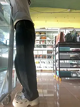 Snapshot of Rosa_998 chatting on 02-14-25, 01:34 Rosa 998 online show from 02-14-25, 01:34