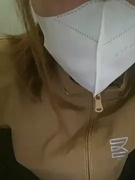 Snapshot of Rosa_998 chatting on 02-25-25, 07:31 Rosa 998 online show from 02-25-25, 07:31