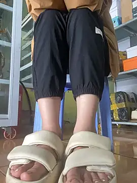 Snapshot of Rosa_998 chatting on 02-26-25, 02:04 Rosa 998 online show from 02-26-25, 02:04