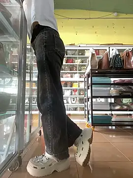 Snapshot of Rosa_998 chatting on 03-04-25, 01:23 Rosa 998 online show from 03-04-25, 01:23