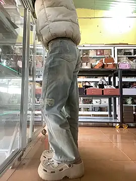 Snapshot of Rosa_998 chatting on 03-21-25, 01:34 Rosa 998 online show from 03-21-25, 01:34