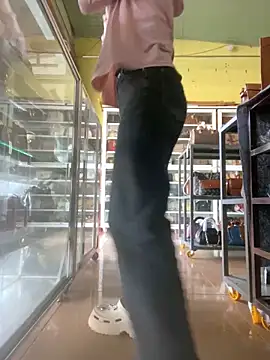 Snapshot of Rosa_998 chatting on 09-12-25, 01:06 Rosa 998 online show from 09-12-25, 01:06