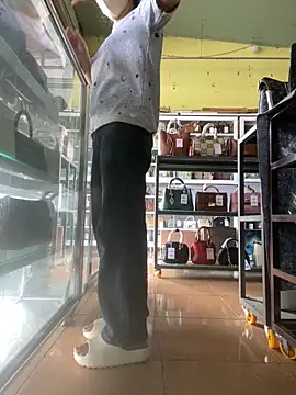 Snapshot of Rosa_998 chatting on 09-20-25, 01:50 Rosa 998 online show from 09-20-25, 01:50