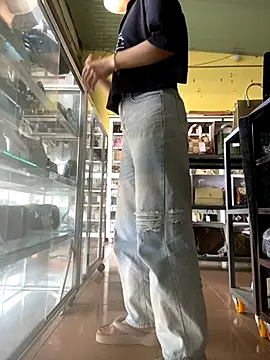 Snapshot of Rosa_998 chatting on 10-13-25, 12:54 Rosa 998 online show from 10-13-25, 12:54