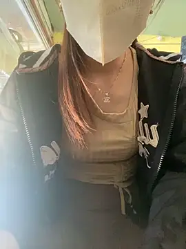 Snapshot of Rosa_998 chatting on 10-15-25, 01:50 Rosa 998 online show from 10-15-25, 01:50