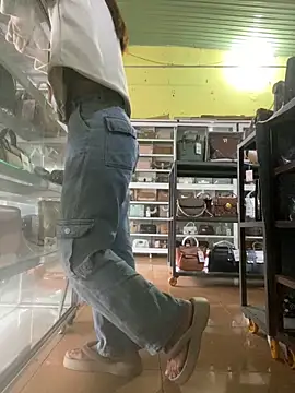 Snapshot of Rosa_998 chatting on 10-25-25, 12:51 Rosa 998 online show from 10-25-25, 12:51