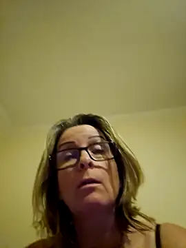 Snapshot of Steffi45 chatting on 01-13-25, 09:20 Steffi45 online show from 01-13-25, 09:20