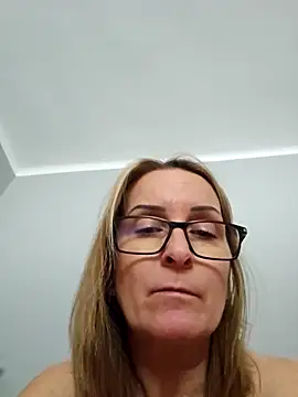 Snapshot of Steffi45 chatting on 01-16-26, 11:14 Steffi45 online show from 01-16-26, 11:14