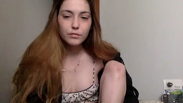Snapshot of lilafg chatting on 05-16-26, 01:32 lilafg online show from 05-16-26, 01:32