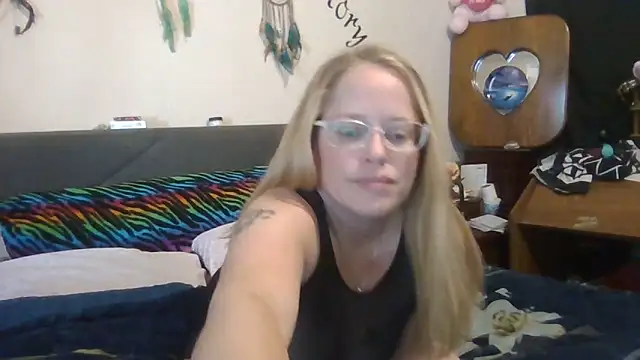 Toybox13 Pika online show from 10-22-25, 03:45