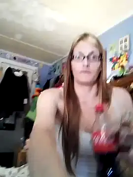 Snapshot of beelzebubblesxo chatting on 09-17-25, 02:52 beelzebubblesxo online show from 09-17-25, 02:52