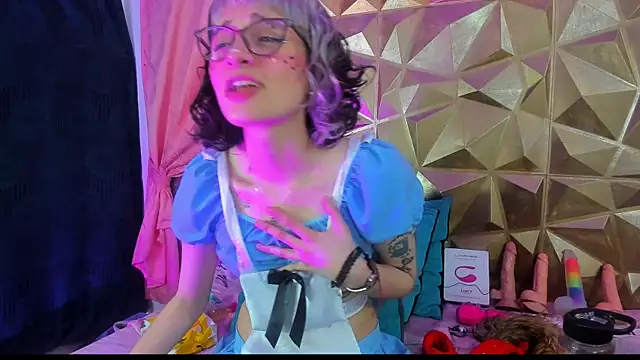 Snapshot of neeko_princes chatting on 01-03-25, 03:12 neeko princes online show from 01-03-25, 03:12