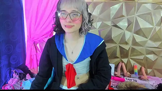 Snapshot of neeko_princes chatting on 01-19-25, 03:21 neeko princes online show from 01-19-25, 03:21