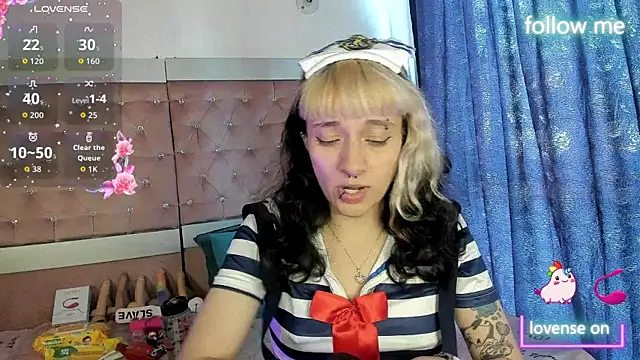 Snapshot of neeko_princes chatting on 06-10-26, 12:37 neeko princes online show from 06-10-26, 12:37