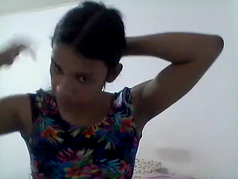 Snapshot of mariy_ chatting on 03-05-25, 12:27 mariy  online show from 03-05-25, 12:27