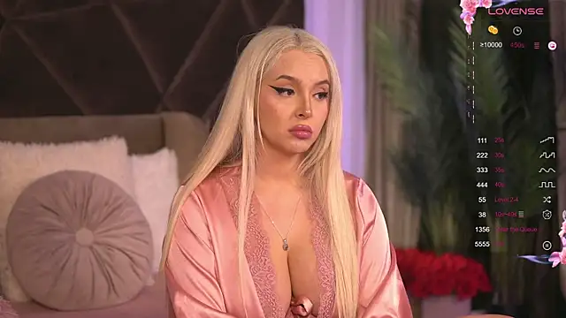 VictoriaMorrone online show from 02-06-25, 03:20