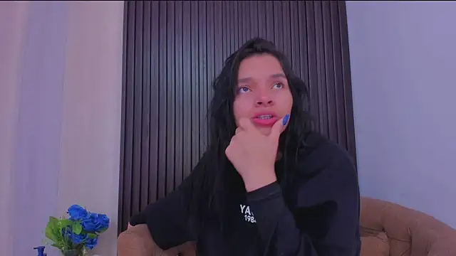  shantal smith online show from 09-08-25, 05:23