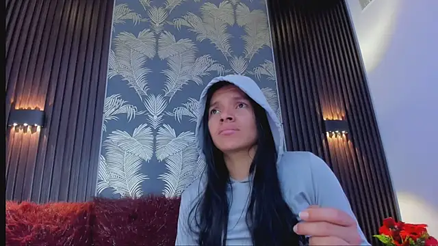 Snapshot of _shantal_smith chatting on 11-03-25, 02:51 shantal smith online show from 11-03-25, 02:51