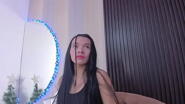 Snapshot of _shantal_smith chatting on 12-04-25, 03:54 shantal smith online show from 12-04-25, 03:54