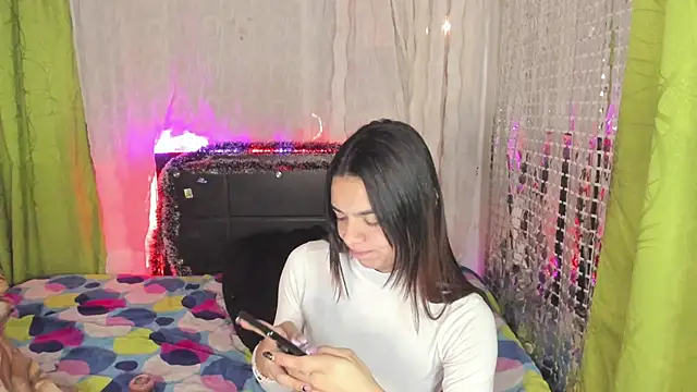 Snapshot of Megan_Miles02 chatting on 01-06-25, 08:46 Megan Miles02 online show from 01-06-25, 08:46