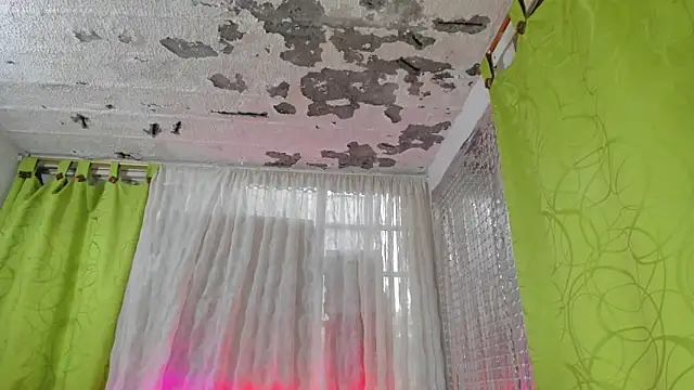 Snapshot of Megan_Miles02 chatting on 02-13-25, 09:49 Megan Miles02 online show from 02-13-25, 09:49