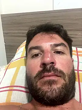 Snapshot of bruno106969 chatting on 01-06-26, 02:26 bruno106969 online show from 01-06-26, 02:26