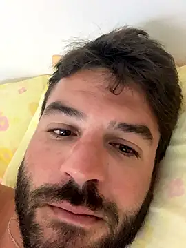 Snapshot of bruno106969 chatting on 01-15-26, 03:44 bruno106969 online show from 01-15-26, 03:44